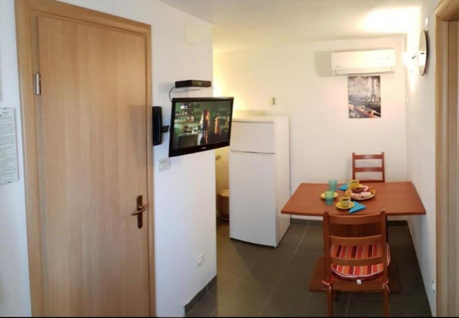 Apartment Murva เซเกต วรันยีชา ภายนอก รูปภาพ
